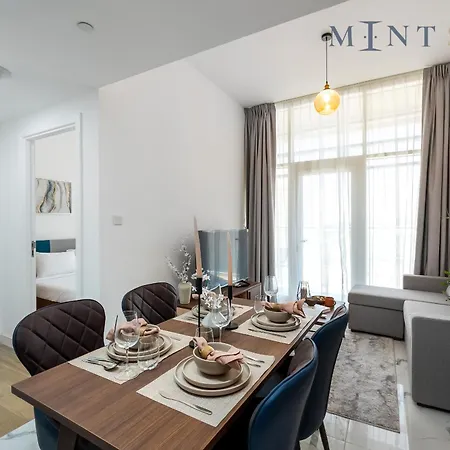 Oasis 2, Masdar City, Abu Dhabi - Mint Stay Exterior photo