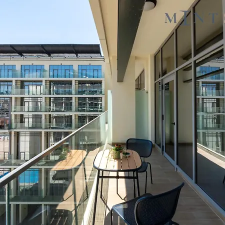 Oasis 2, Masdar City, Abu Dhabi - Mint Stay Exterior photo