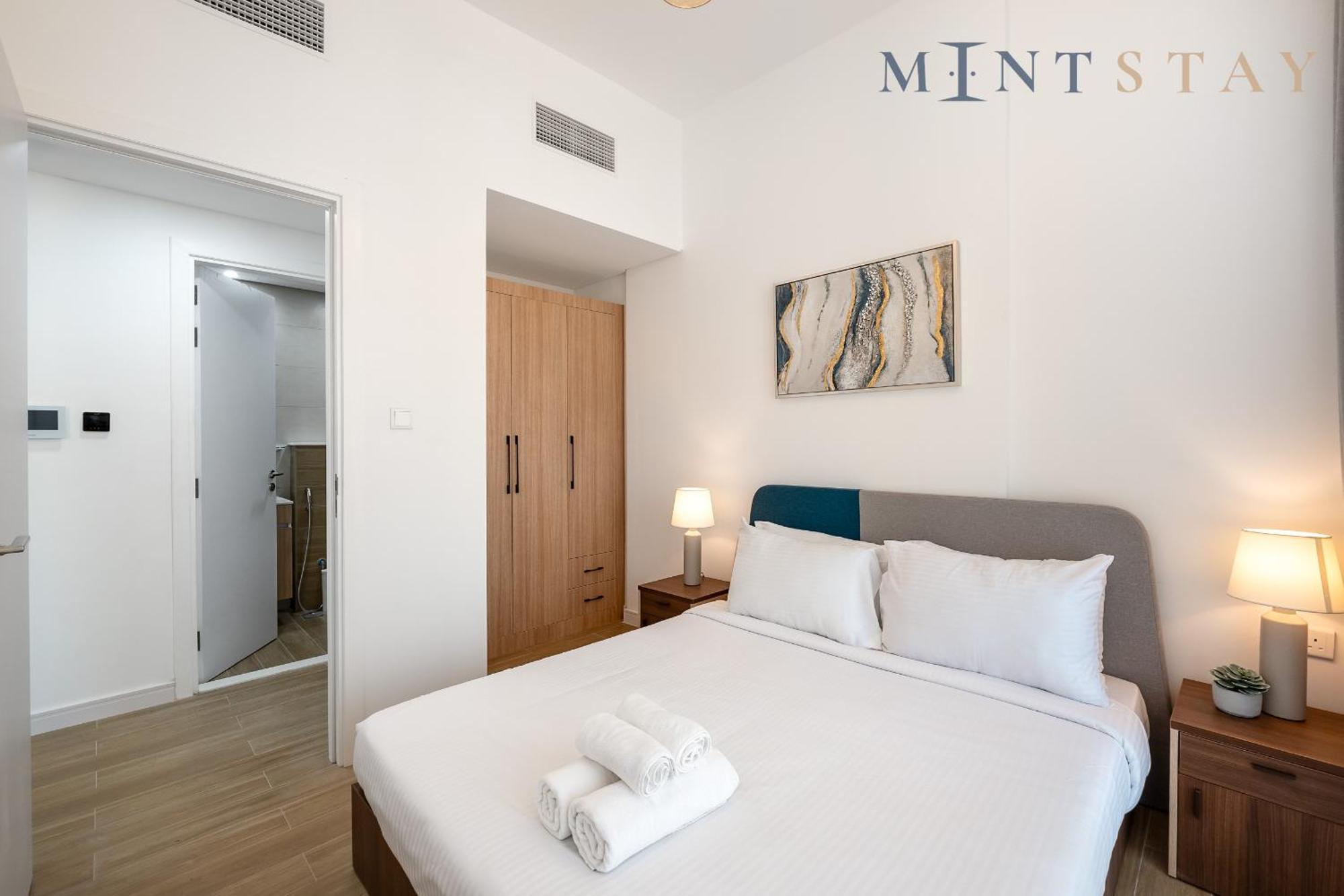 Oasis 2, Masdar City, - Mint