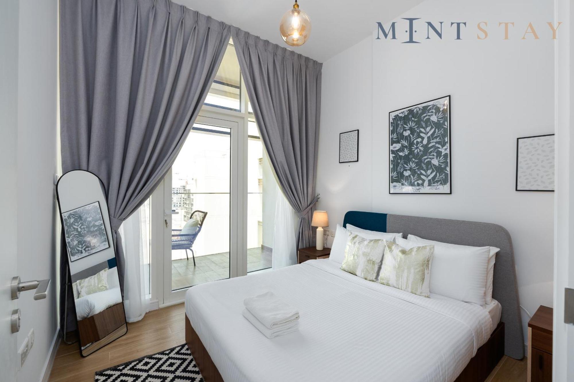 Oasis 2, Masdar City, - Mint * Abu Dhabi