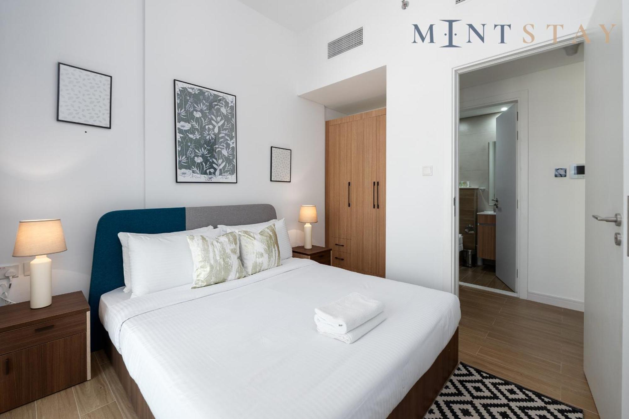 Oasis 2, Masdar City, - Mint Apartment Abu Dhabi